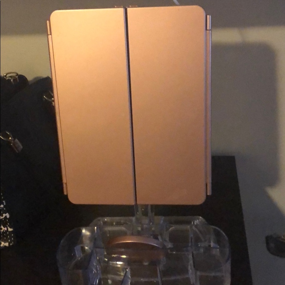 Vanity Mirror - image 1